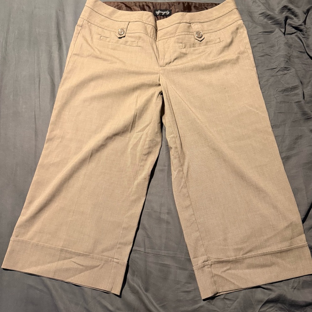 Stretch Cotton Capri Pants in Khaki - Women's